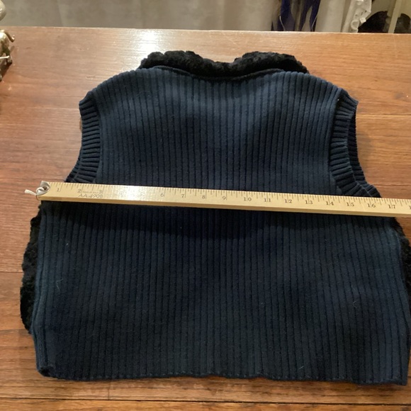 outdoor edition by PARKHURST, cropped faux fur with a sweater vest,size S/P - Picture 4 of 10